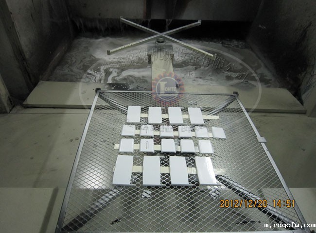 自动喷漆机(文具盒配件)