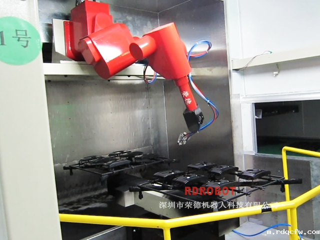 导航仪机器人喷漆生产线全线视频